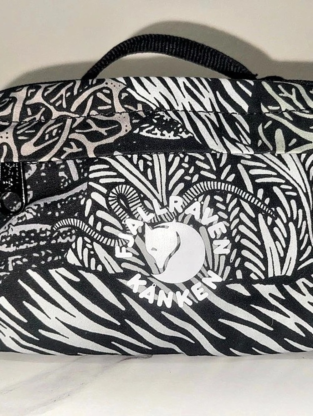 Fjällräven Kånken Art Hip Pack Limited Edition DARKWOODS